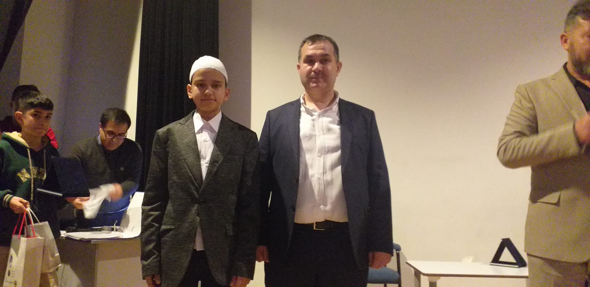 İmam Hatip Ortaokulları Yarışmasında "Genç Bilaller Ezan Okuma" Birincisi Ahmet Salih Elmas Oldu