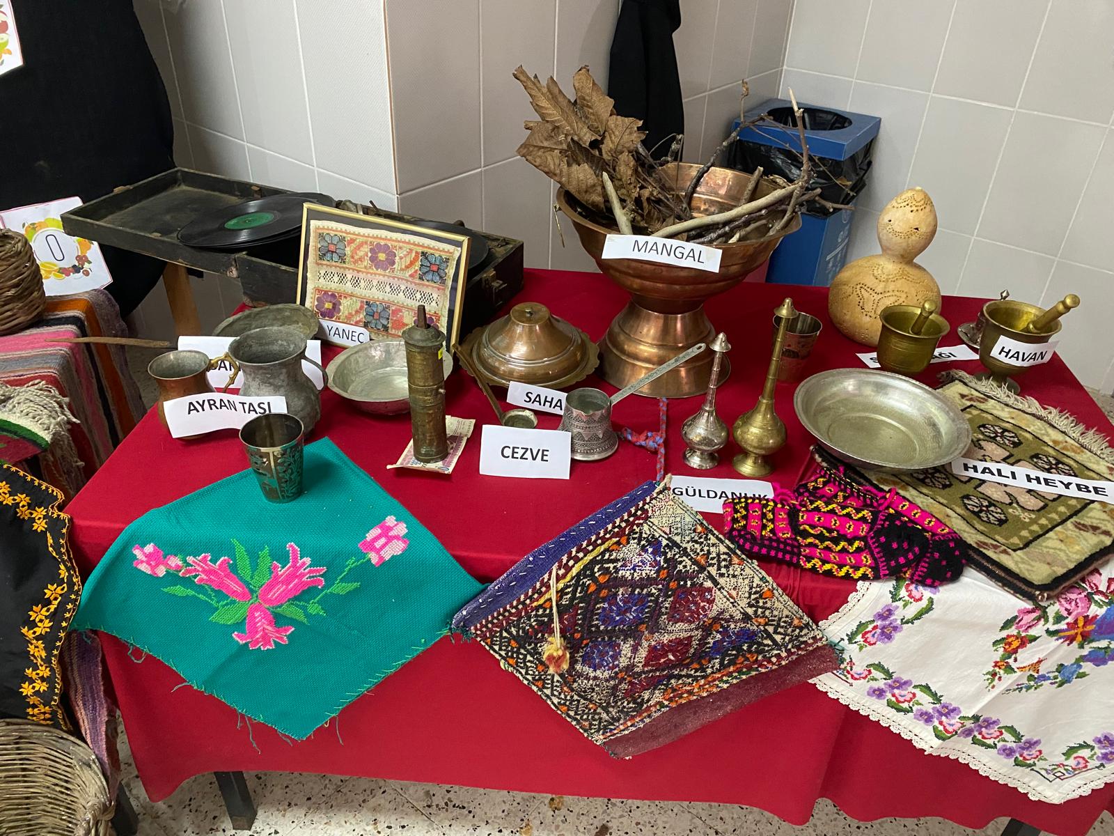 Çatalköprü İlköğretim'de farklı bir 'Yerli Malı Haftası' coşkusu