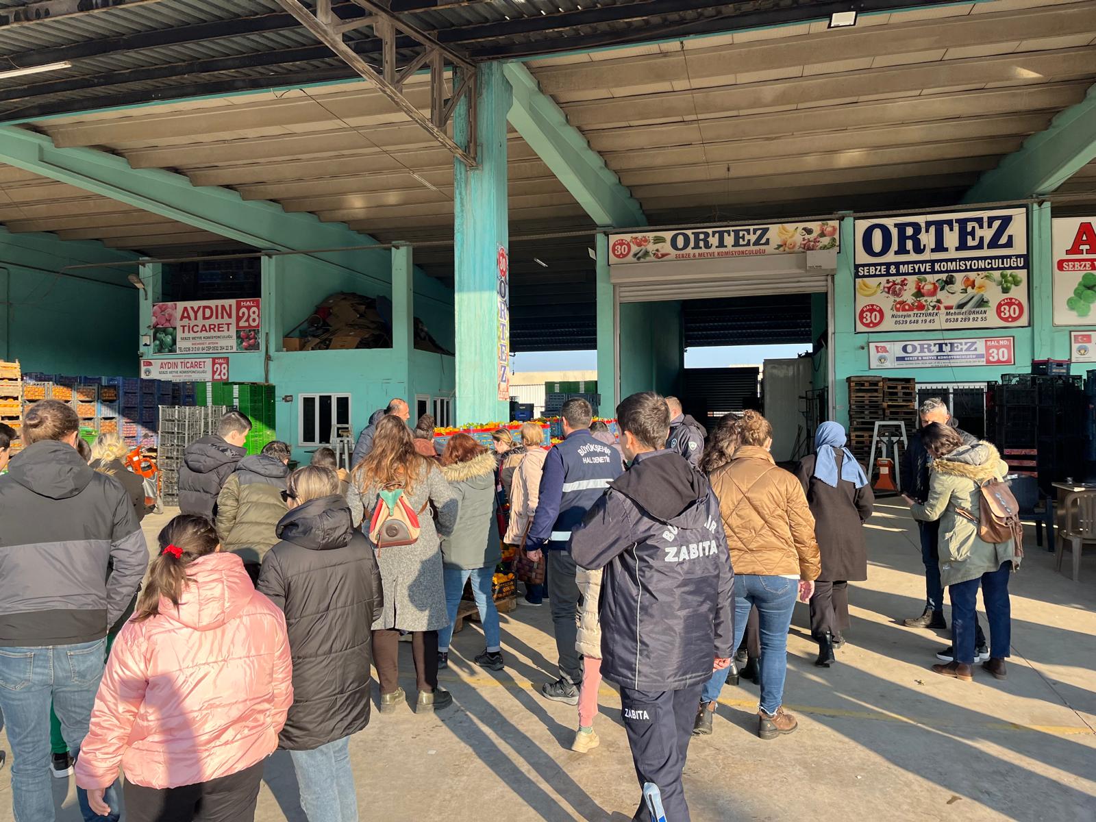 Manisa Büyükşehir Belediyesi Turgutlu Hal Birimi’nden Yerli Malı Haftası Etkinliği