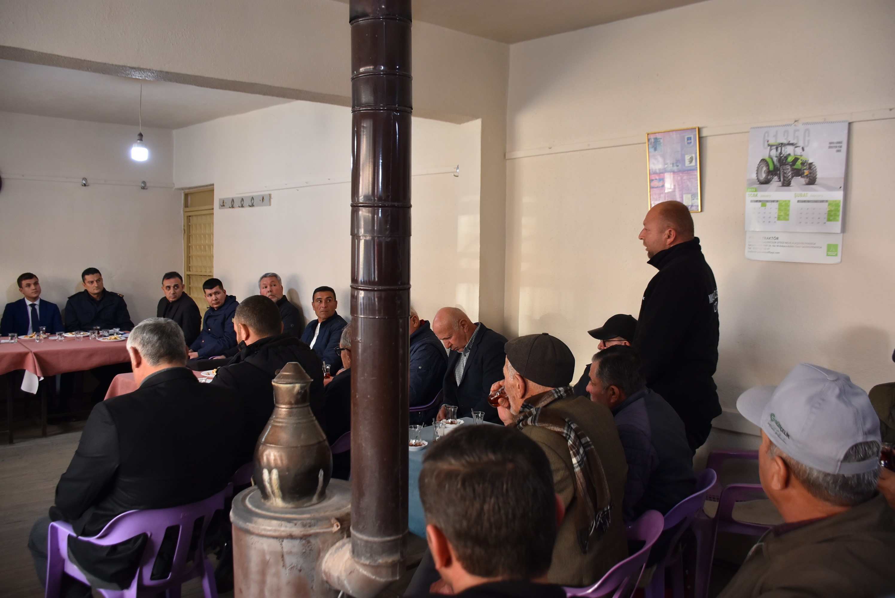 Salihli Kaymakamı Güldoğan, 3 mahallede talepleri dinledi
