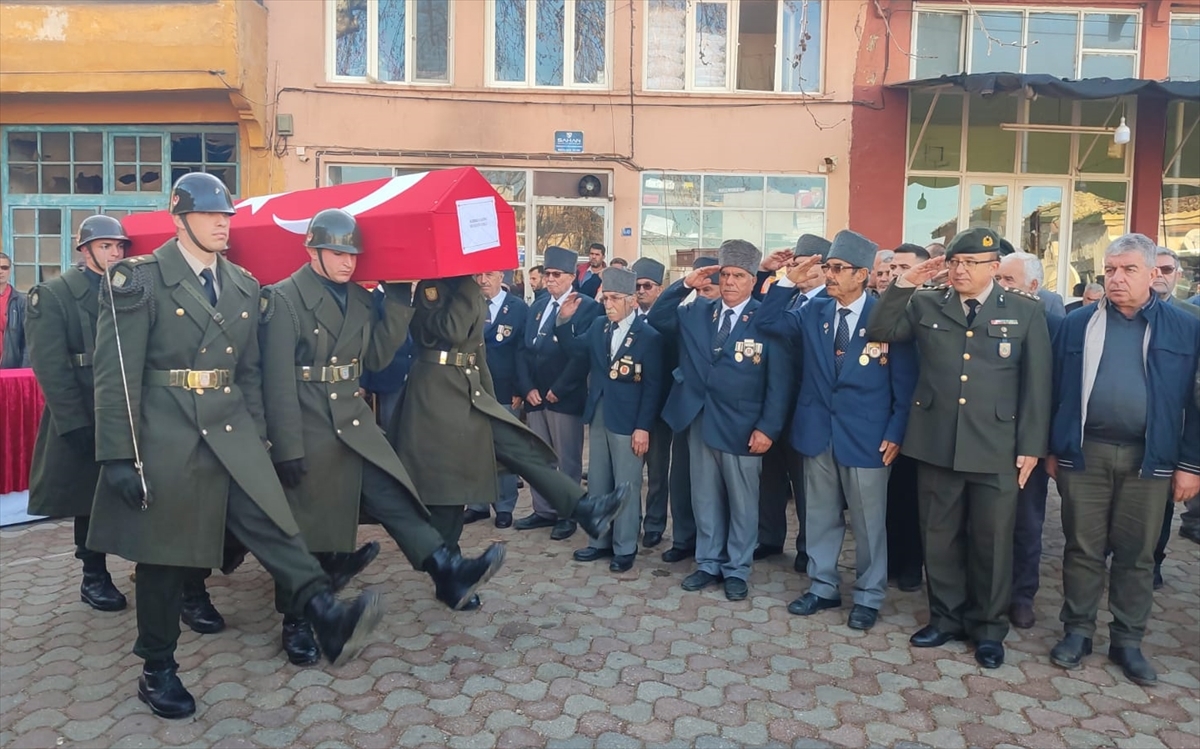 Ödemiş'te vefat eden Kıbrıs gazisi son yolculuğuna uğurlandı