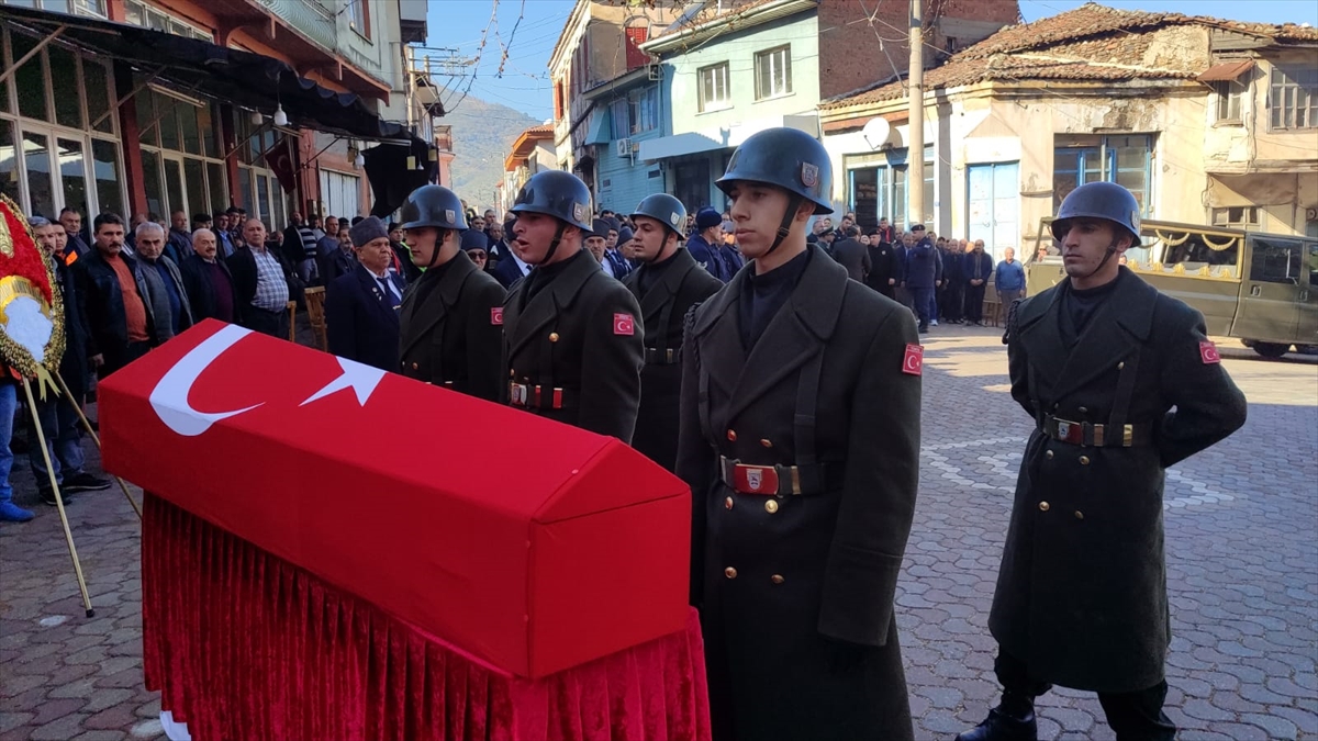 Ödemiş'te vefat eden Kıbrıs gazisi son yolculuğuna uğurlandı