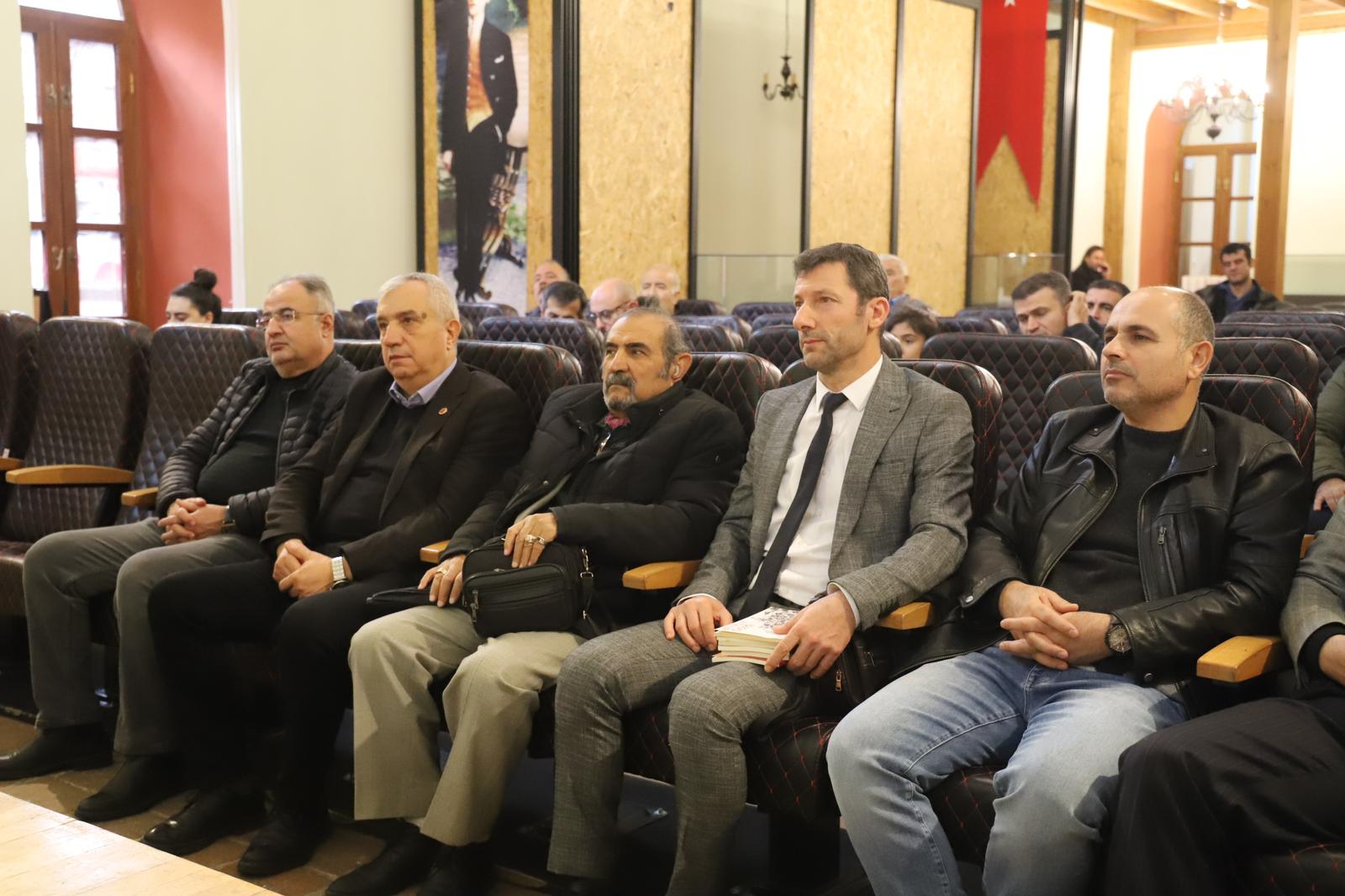 “Turgutlu Yazarlarıyla Buluşuyor” Programı İlgi Gördü