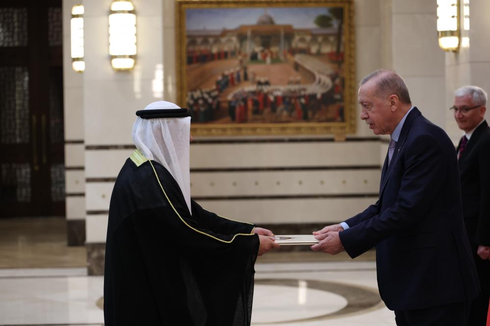 Üç ülkenin büyükelçisinden Erdoğan'a güven mektubu