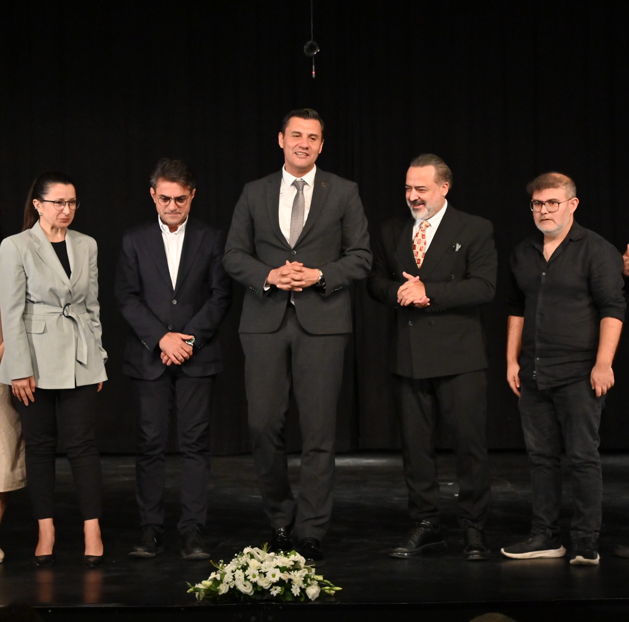 ‘Perde’ Diyen Şehir Tiyatrosu 9 Bin İzleyiciye Ulaştı
