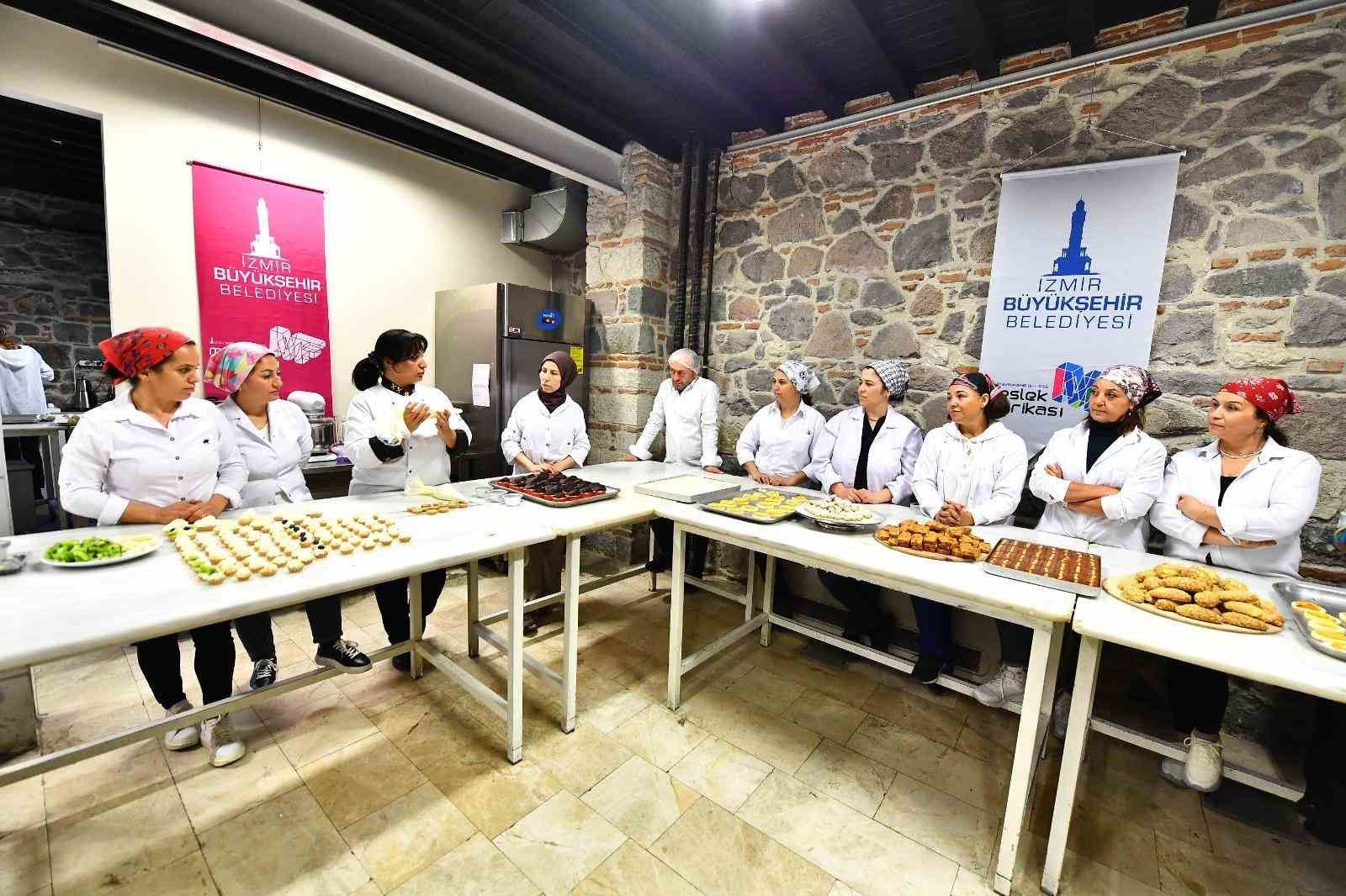 Kursiyer olarak girdikleri Meslek Fabrikası’ndan eğitmen olarak çıktılar