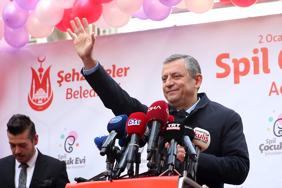 CHP Genel Başkanı Özel, Manisa'da çocuk evi açılışında konuştu