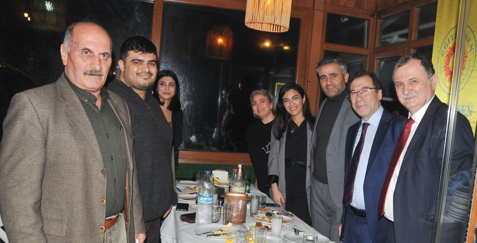Manisa Eğitim-Sen’den Emekli Öğretmenlere Vefa Gecesi