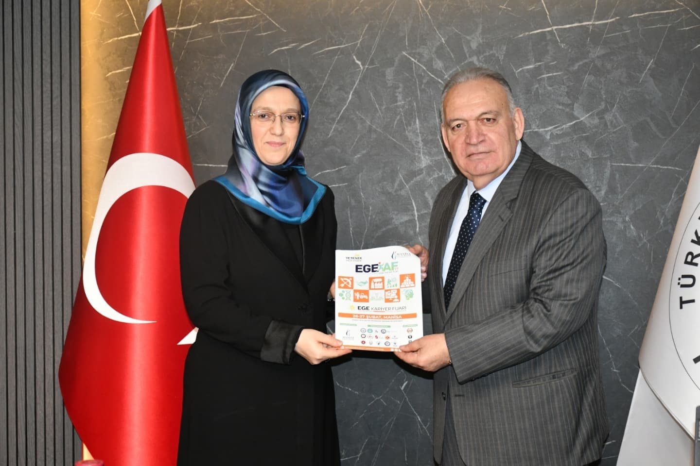 MCBÜ Rektörü Prof. Dr. Kibar'dan TUTSO'ya ziyaret