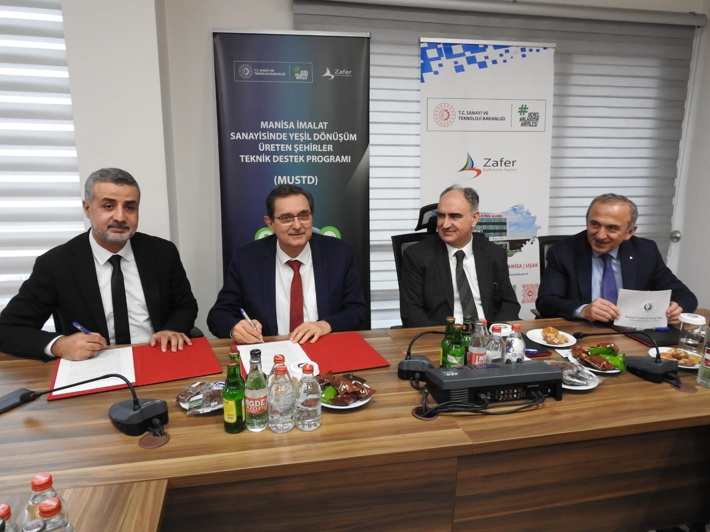 Manisa'da imalat sanayisinde yeşil dönüşüm için imzalar atıldı