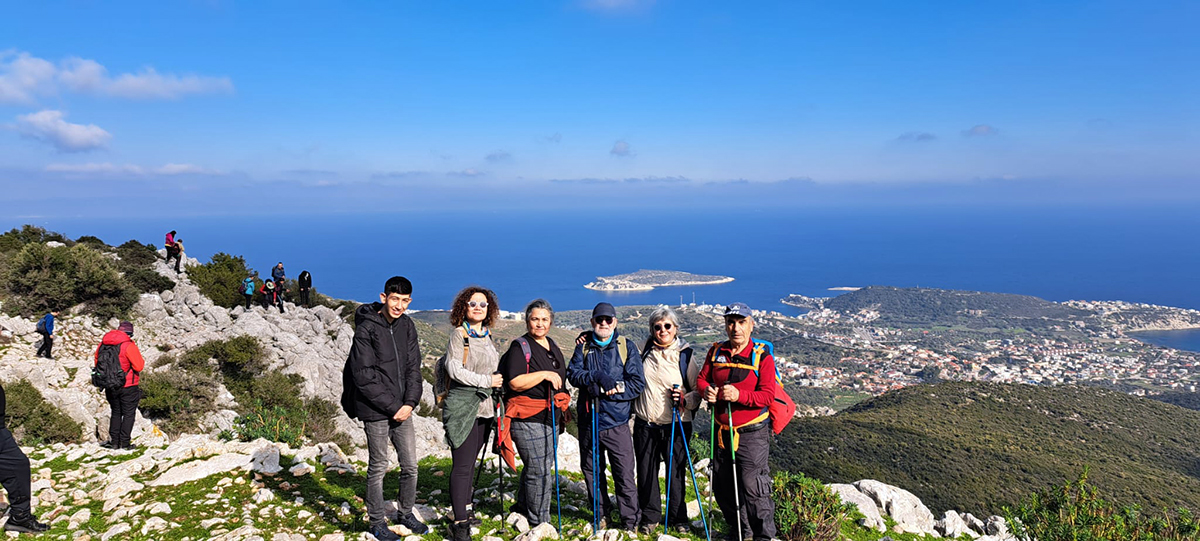 Zirve Dağcılık, Karaburun parkurundaydı