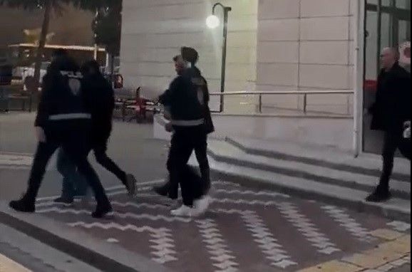 Manisa'da evden hırsızlık olaylarının failleri tutuklandı!