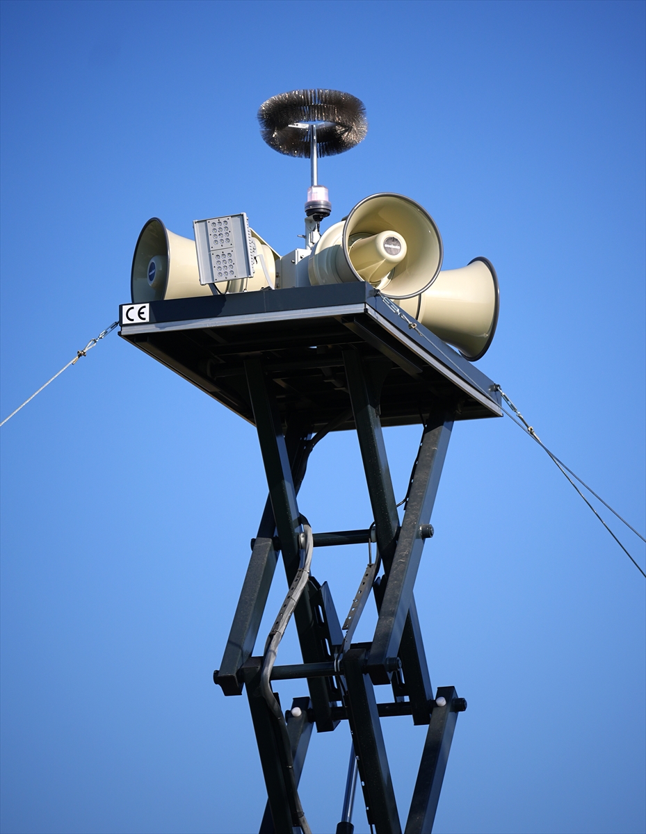 İzmir'de tsunami tedbiri! Mobil Siren Sistemi Konuşlandırıldı