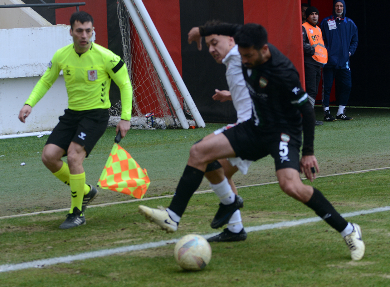 Turgutlu, düelloda Tepecik'e kaybetti: 2-4