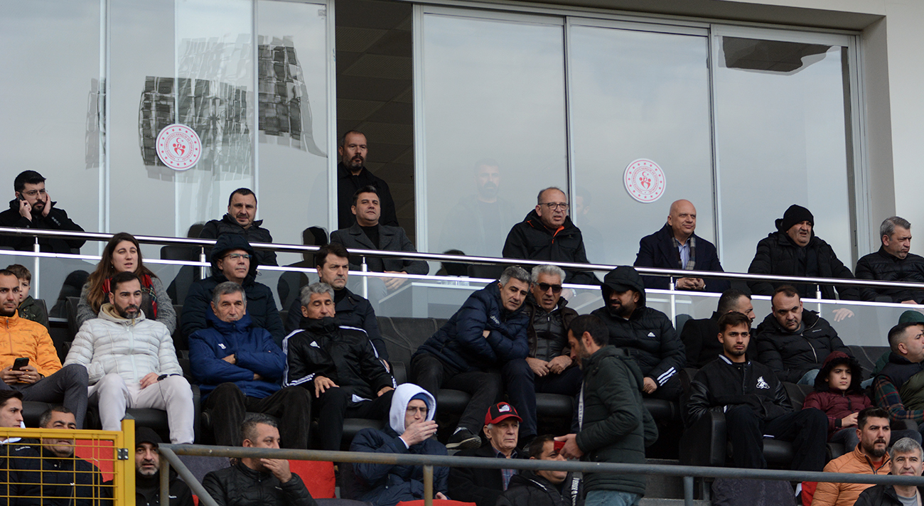 Turgutlu, düelloda Tepecik'e kaybetti: 2-4