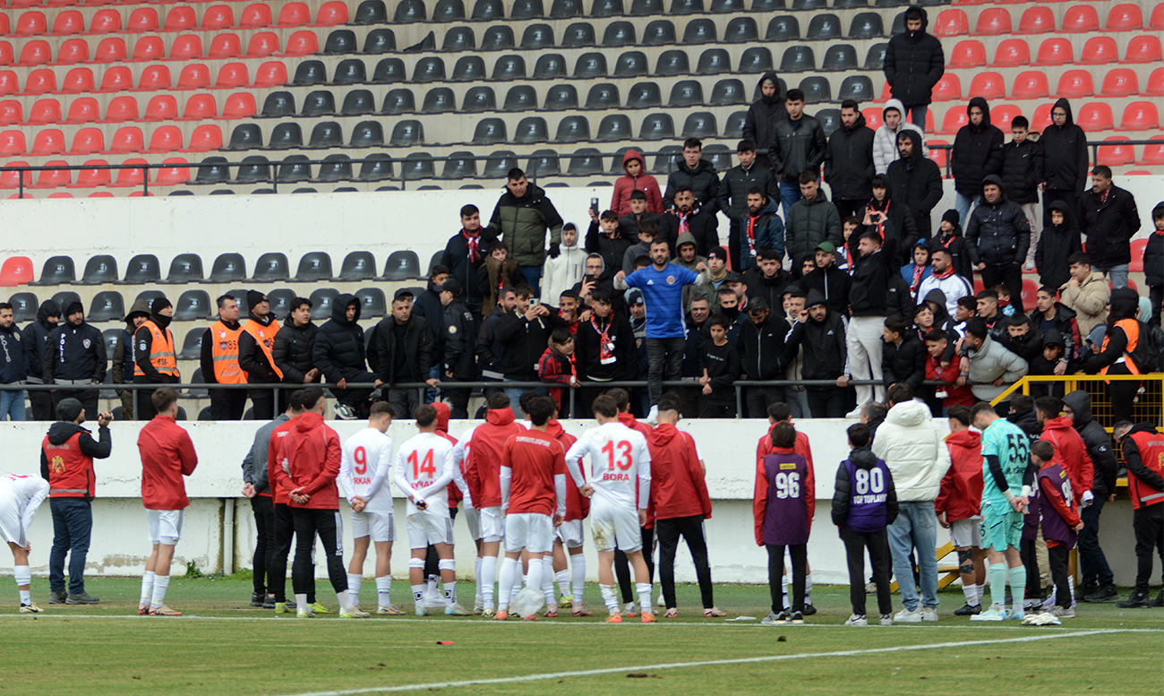 Turgutlu, düelloda Tepecik'e kaybetti: 2-4