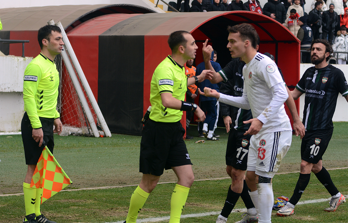 Turgutlu, düelloda Tepecik'e kaybetti: 2-4