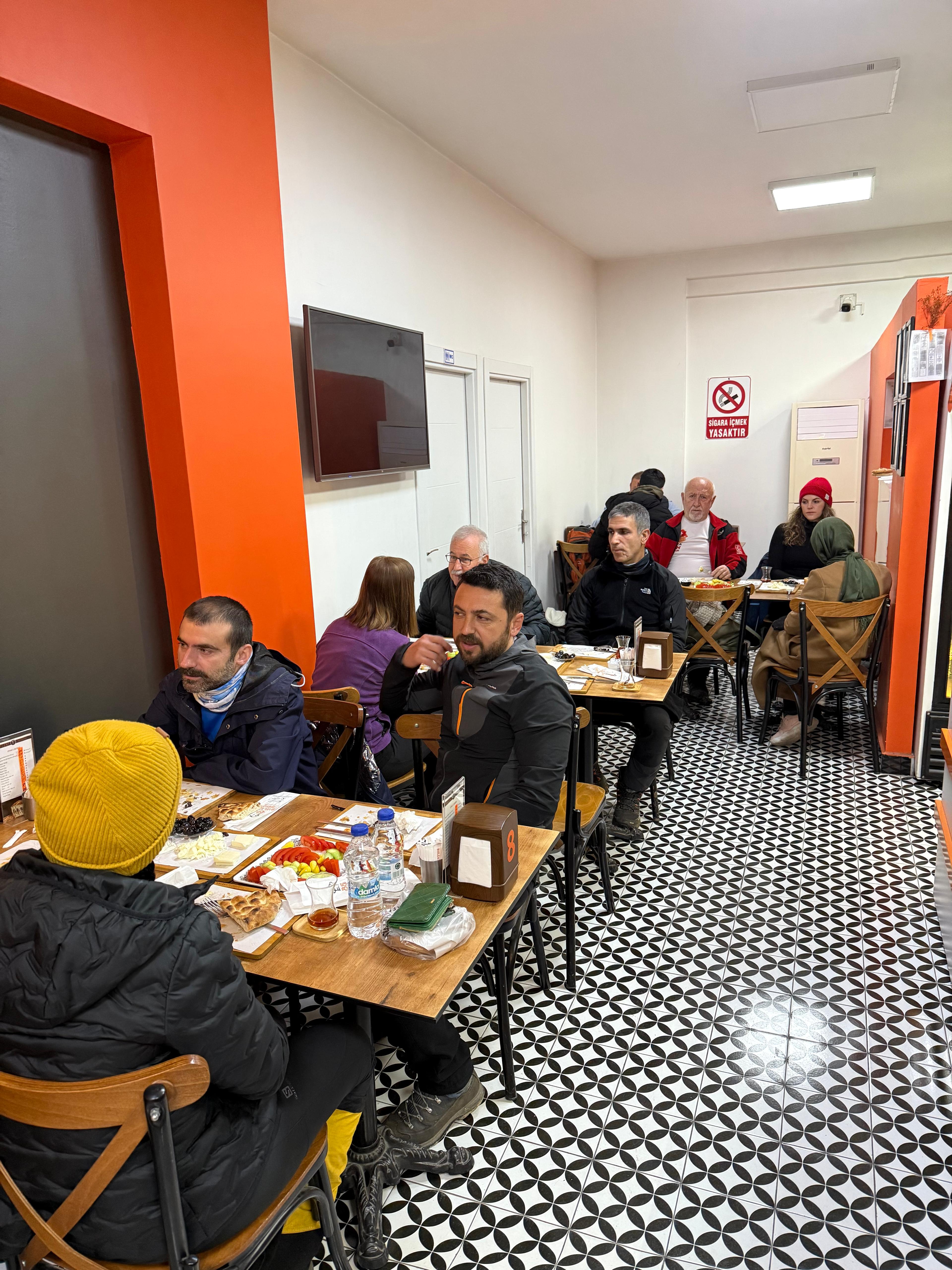 Zirve Dağcılık, Gelin Dağı’nda zirve yaptı