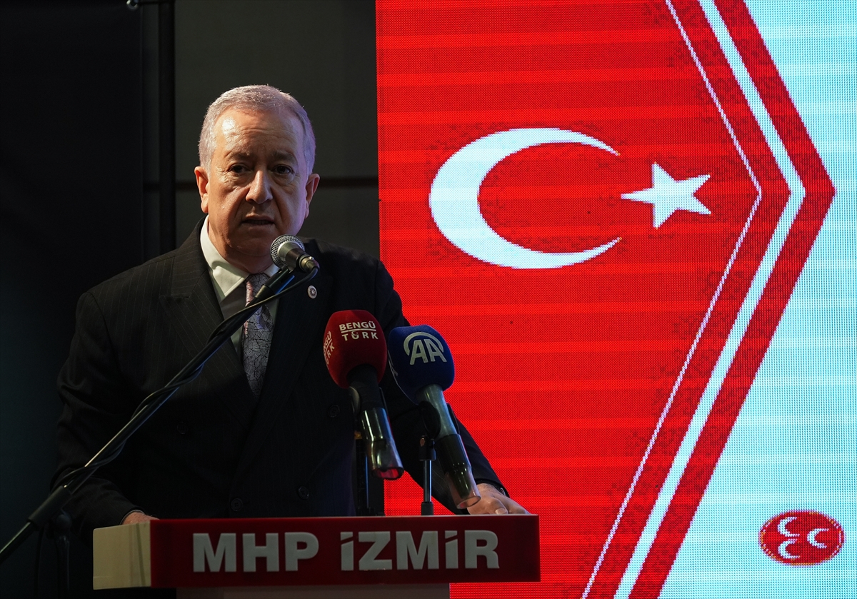 MHP Genel Başkan Yardımcısı Durmaz İzmir'de konuştu