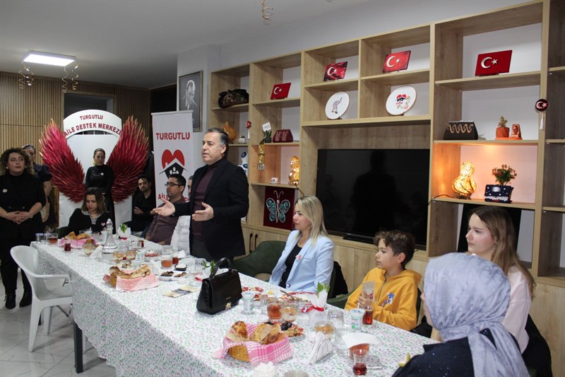 Kaymakam Kapankaya Aile Destek Merkezi Kursiyerleri ve Vefa Projesi personelleri ile buluştu