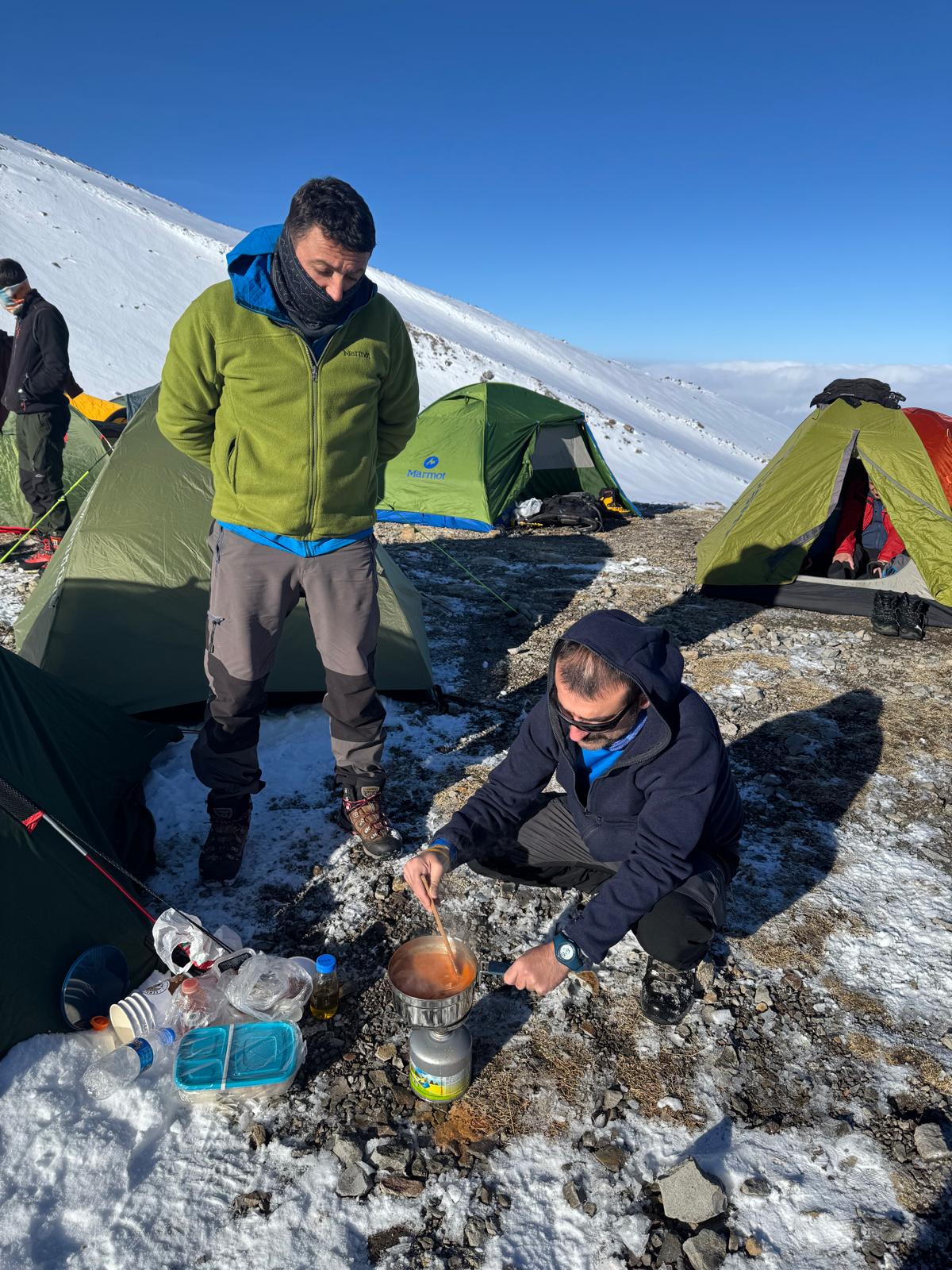 Zirve sporcularının 3917 metrelik Erciyes tırmanışı hikayesi
