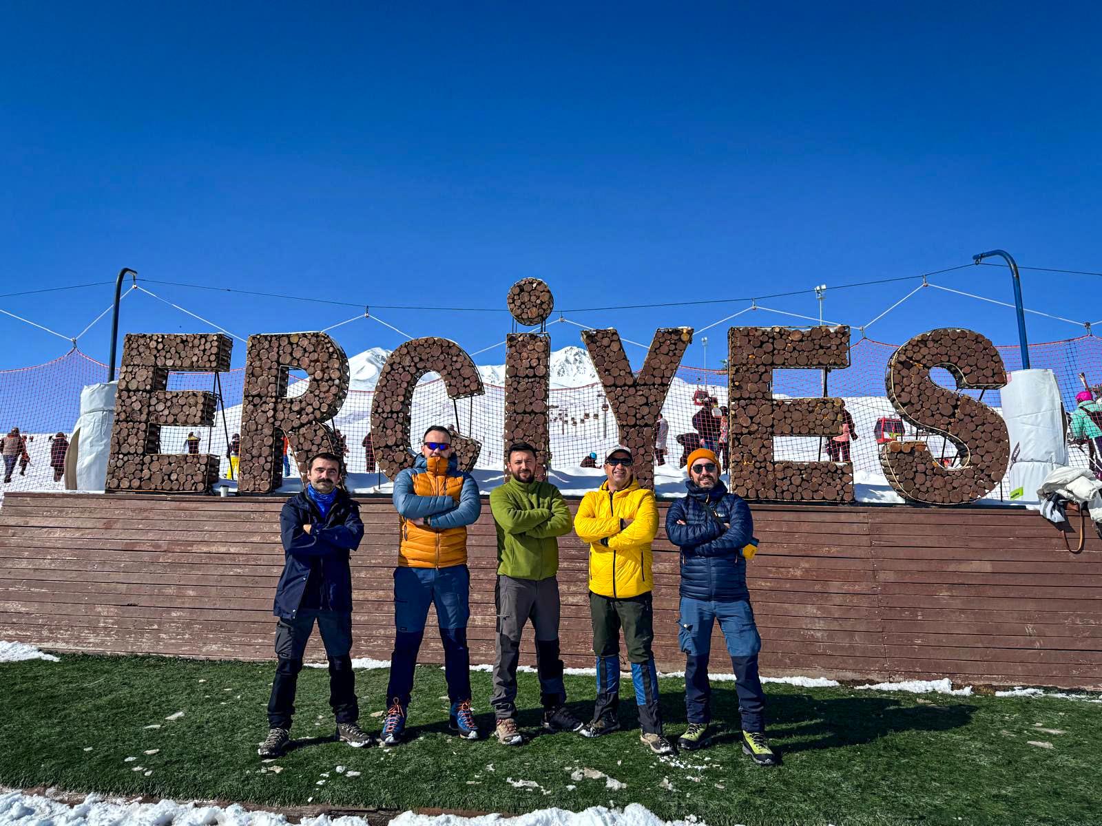 Zirve sporcularının 3917 metrelik Erciyes tırmanışı hikayesi