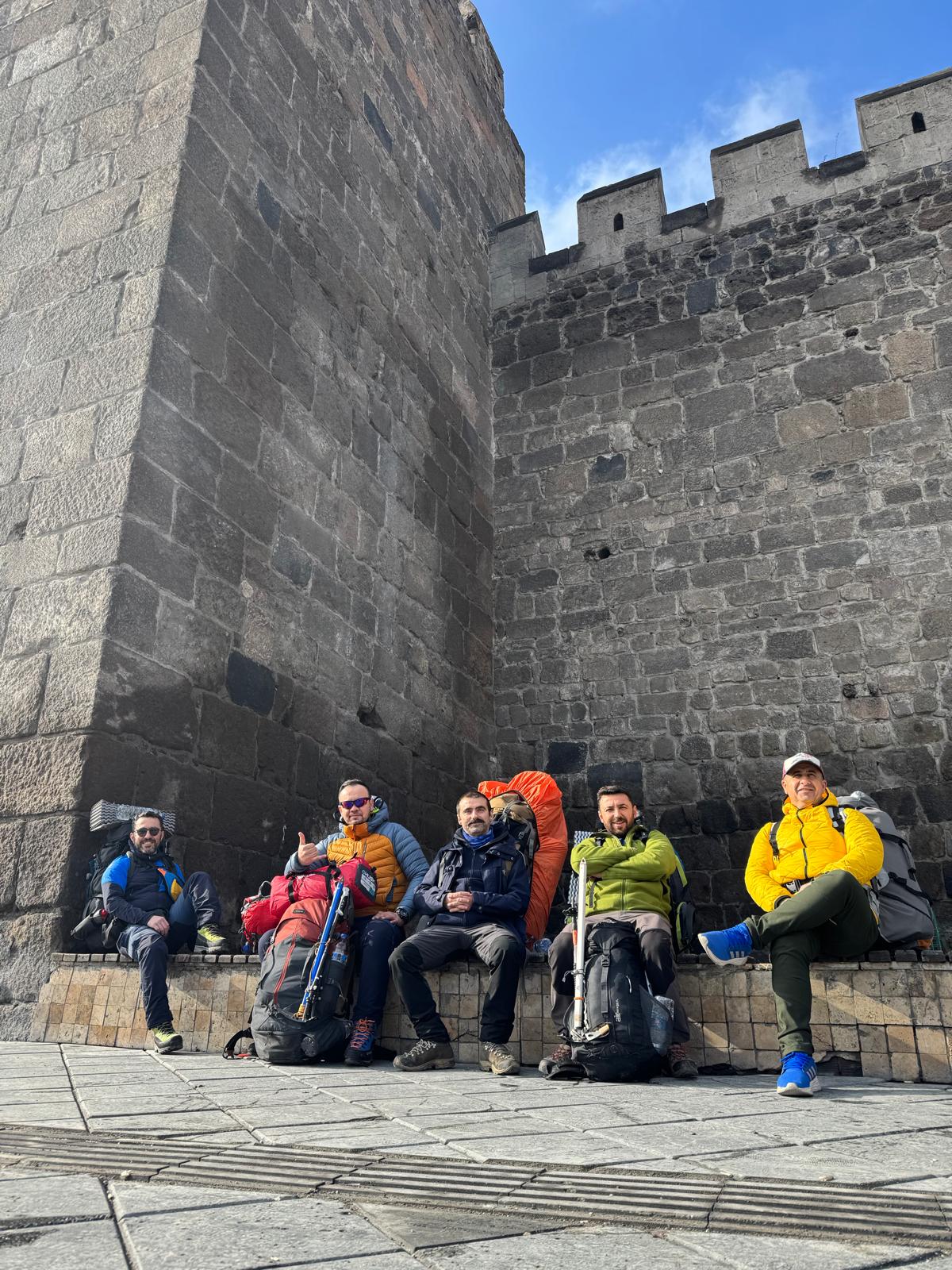 Zirve sporcularının 3917 metrelik Erciyes tırmanışı hikayesi