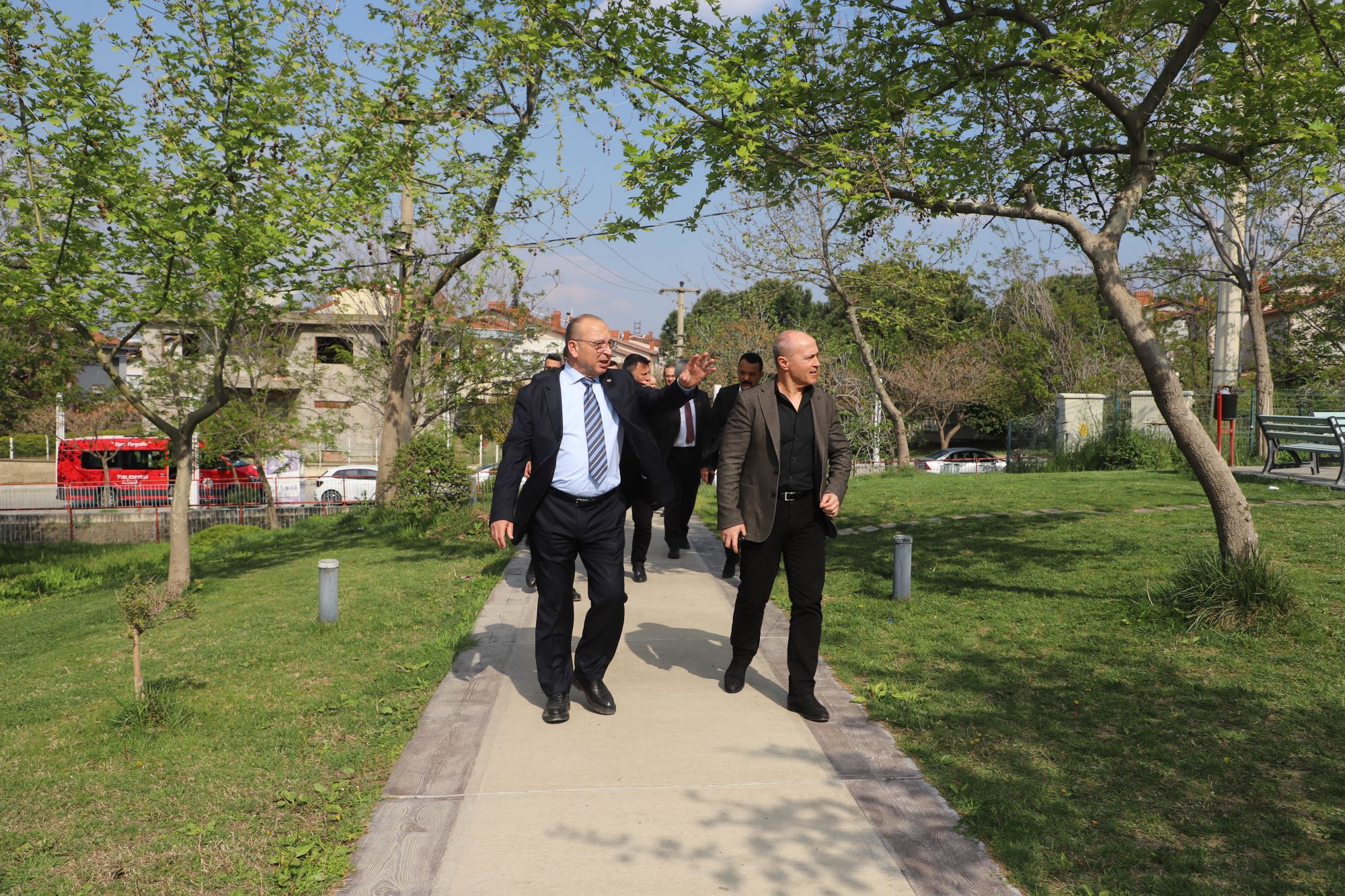 Başkan Akın ve Büyükşehir Yetkilileri Projeleri İnceledi
