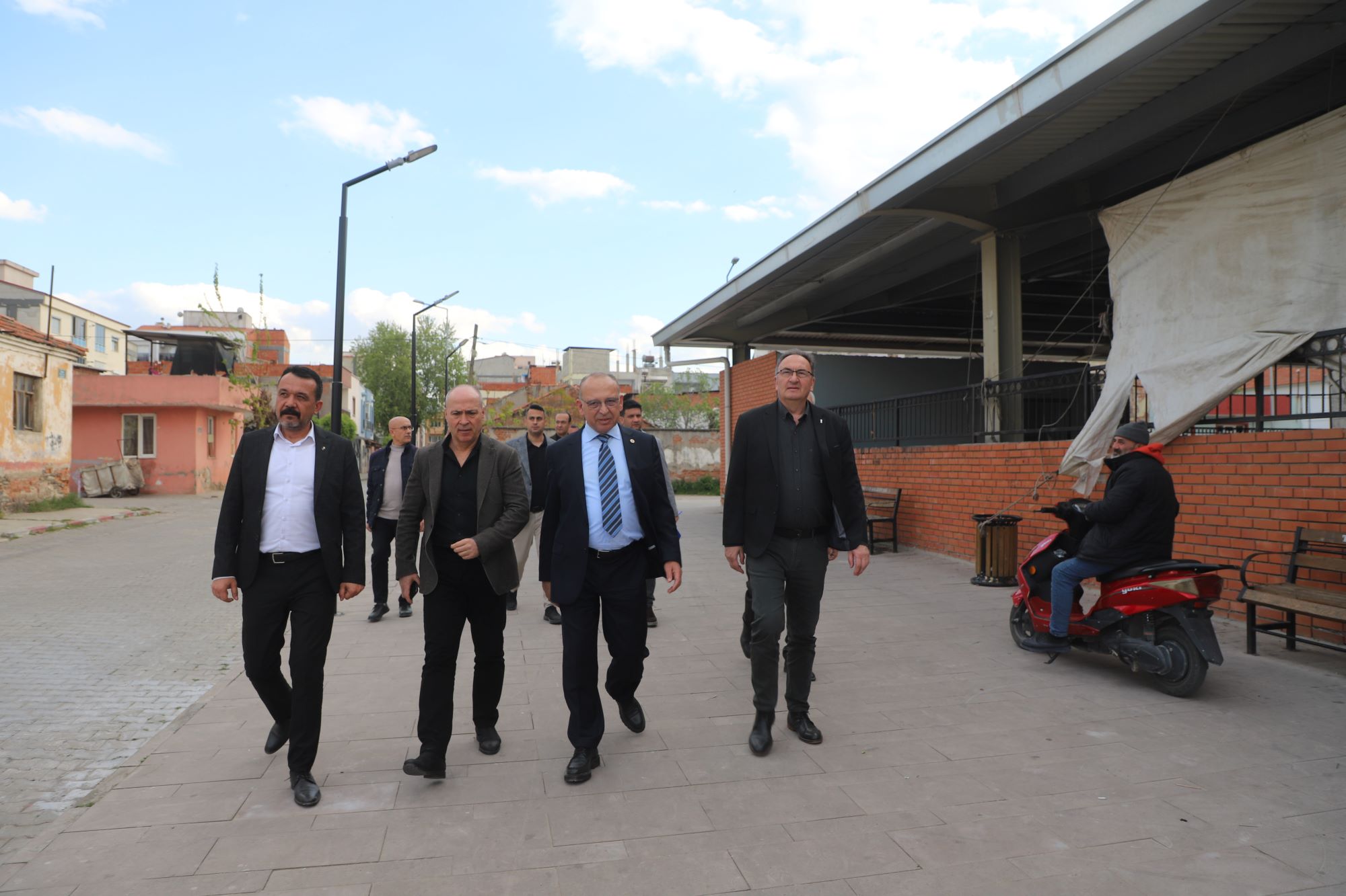Başkan Akın ve Büyükşehir Yetkilileri Projeleri İnceledi