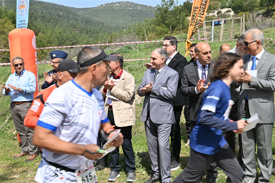 Türkiye Oryantiring Şampiyonası Manisa’da Başladı