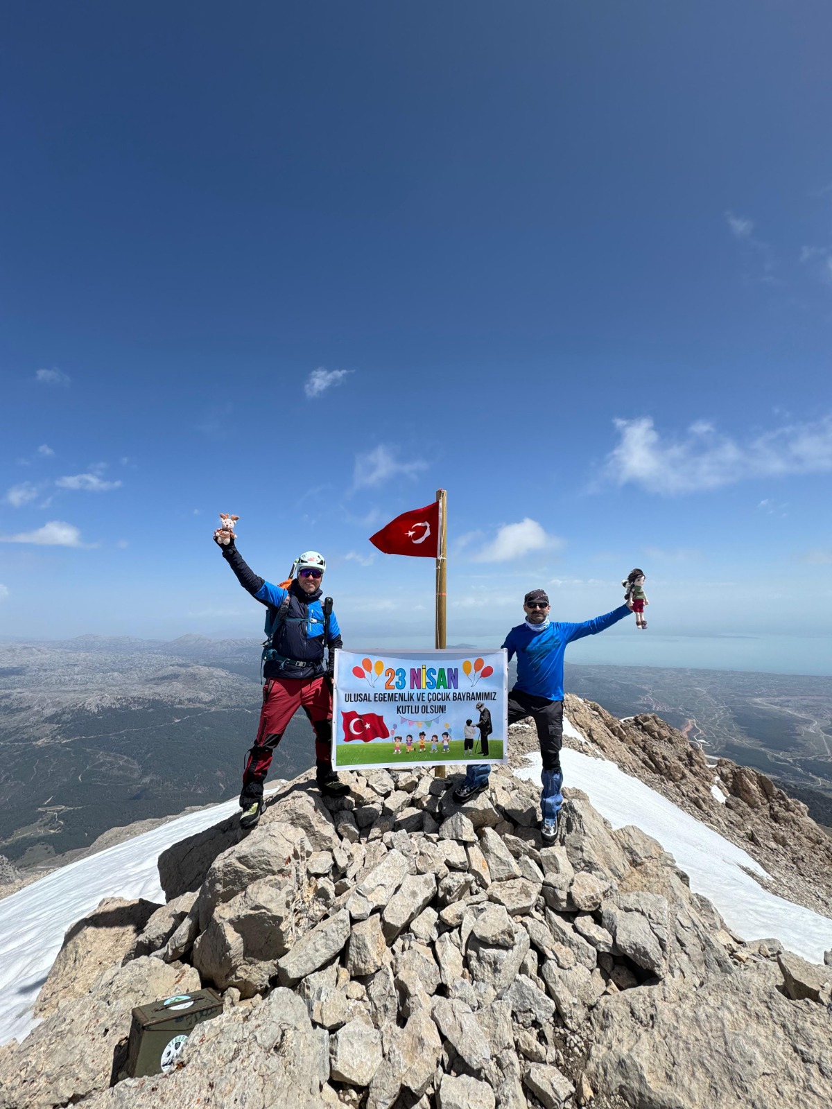 Turgutlulu dağcılar, 2 bin 998 metrelik Dedegöl tırmanışında