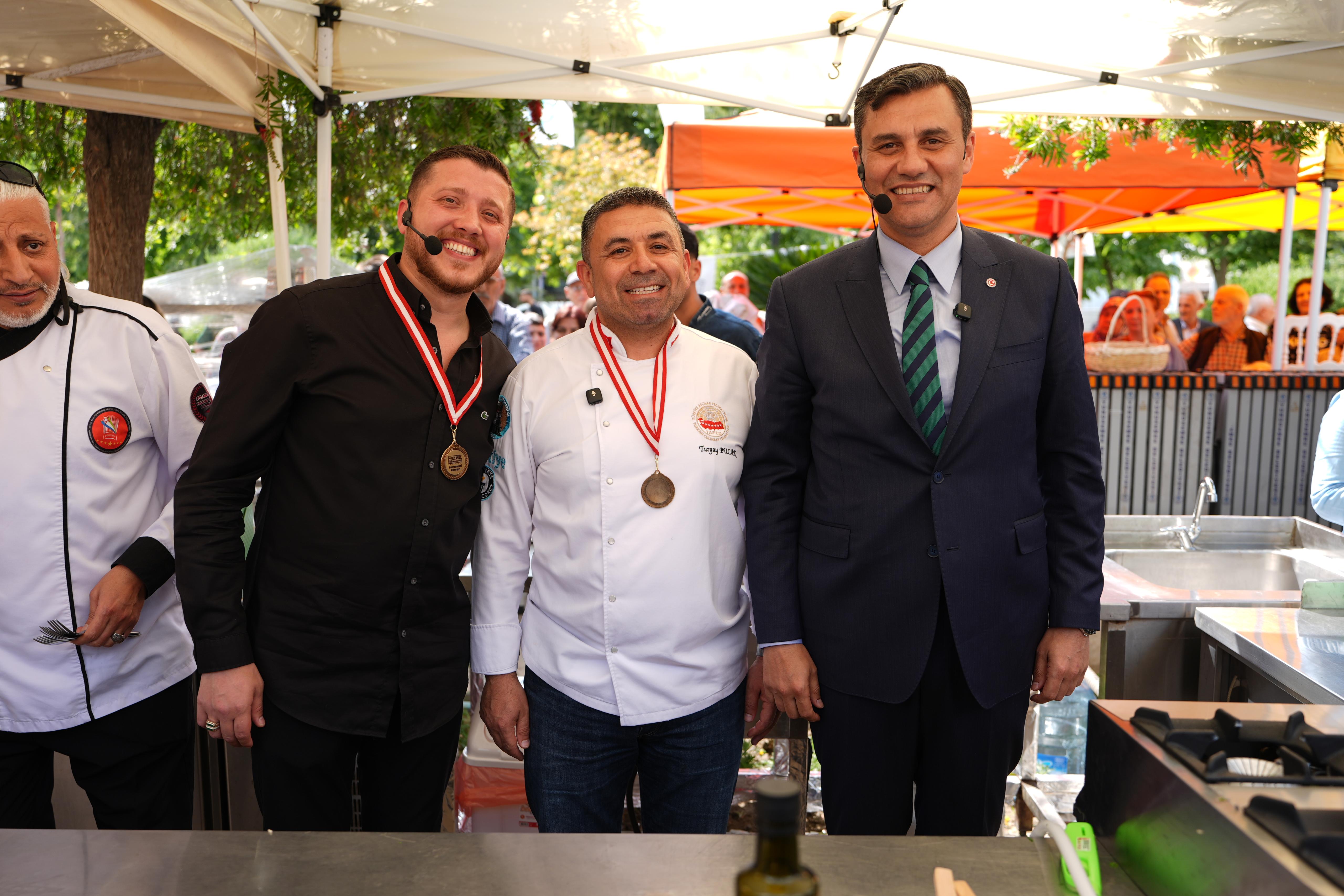 Gastronomi Panayırı’nda Başkan Zeyrek’ten “Enginarlı Mesirli Bahar Pilavı”
