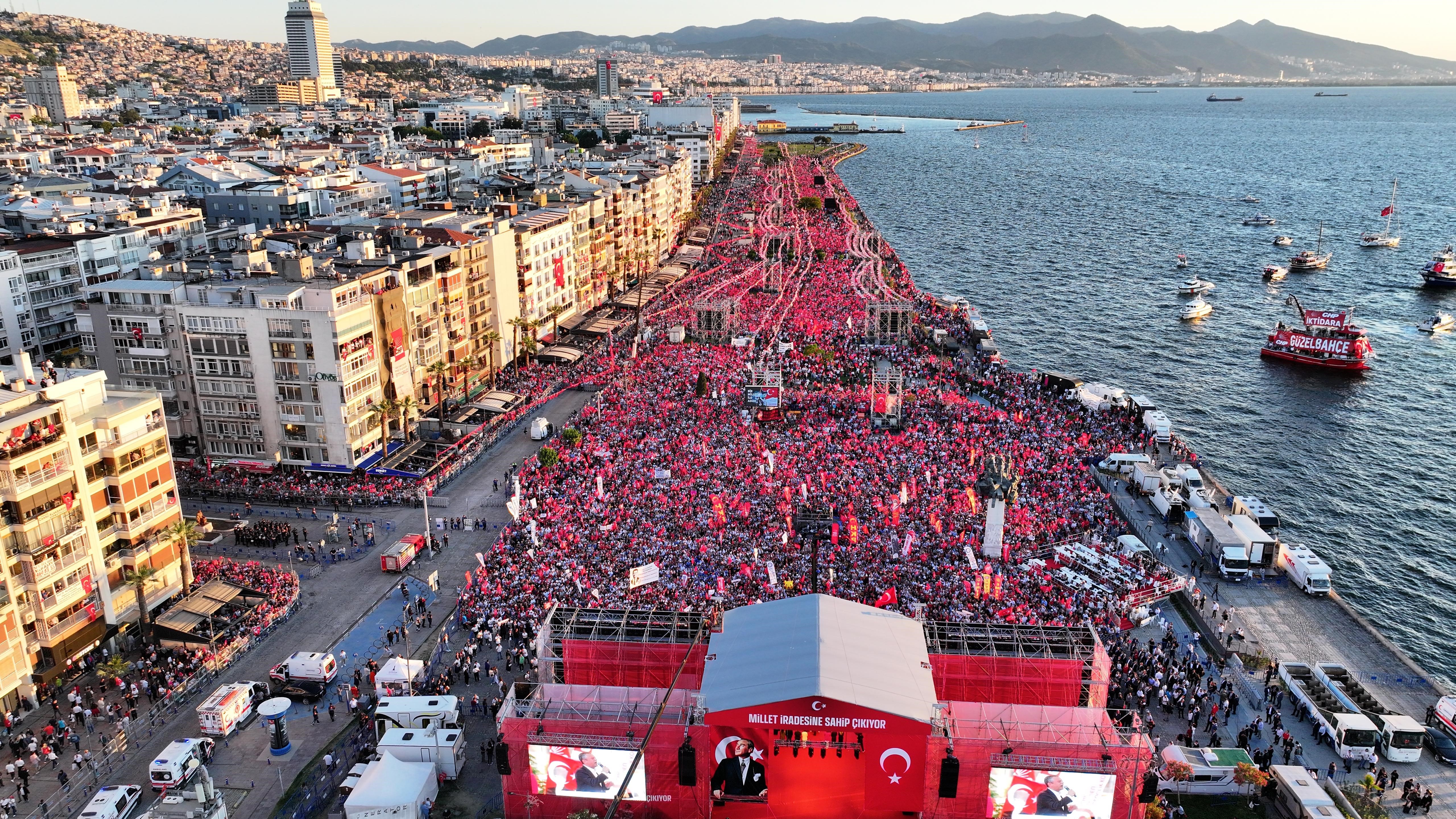 CHP'den İzmir'de dev miting