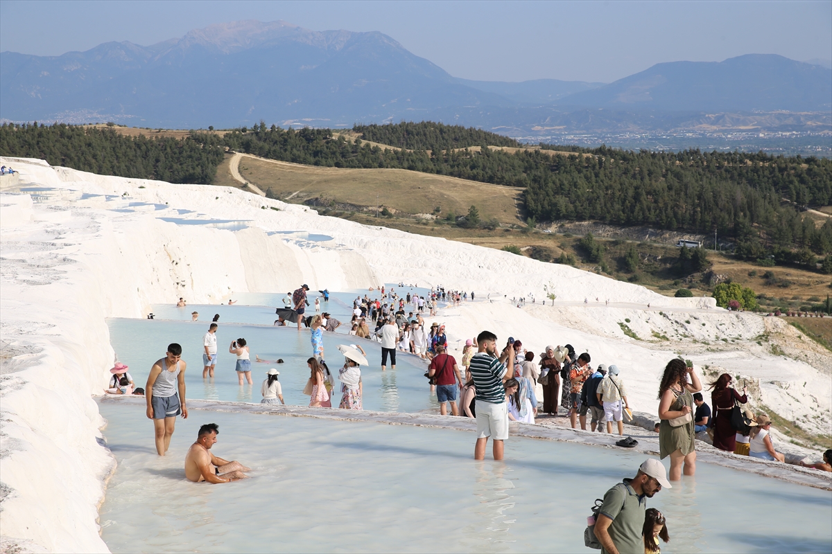 Manisalılar için 3 saatlik kaçış rotası: Pamukkale