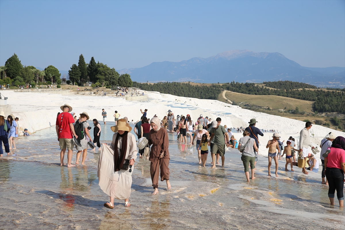 Manisalılar için 3 saatlik kaçış rotası: Pamukkale