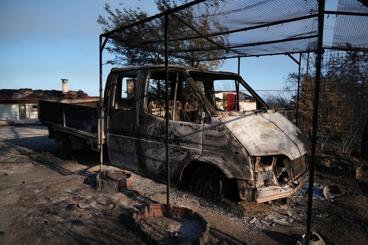 Seferihisar'da 345 haneli sitede evler küle döndü