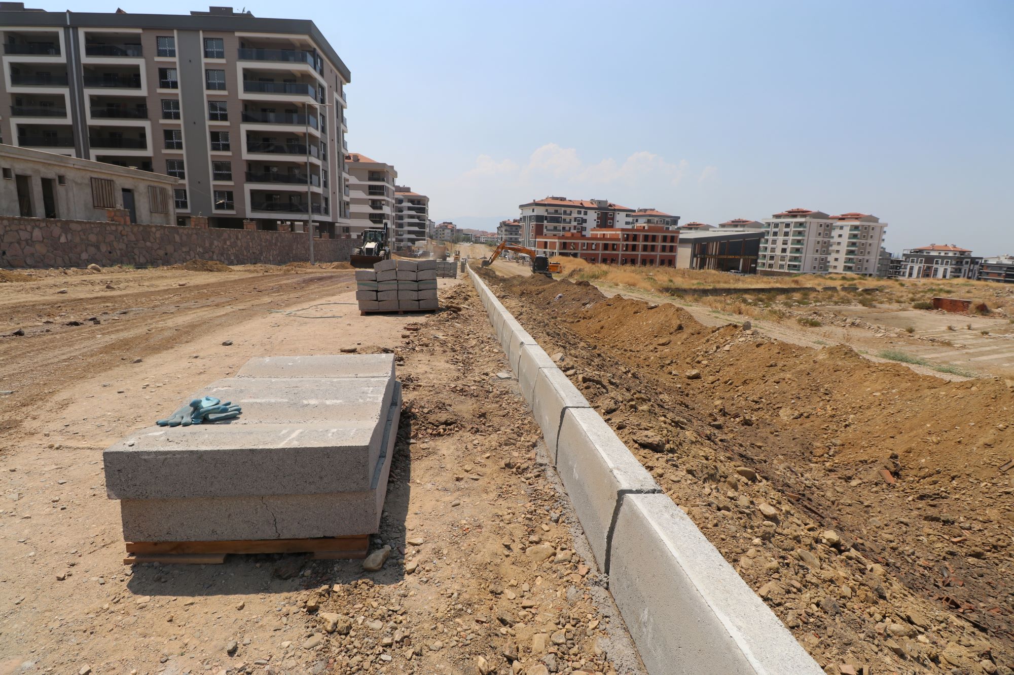 Sokak Sokak Yenileniyor: Turgutlu’da Yol Çalışmaları Devam Ediyor