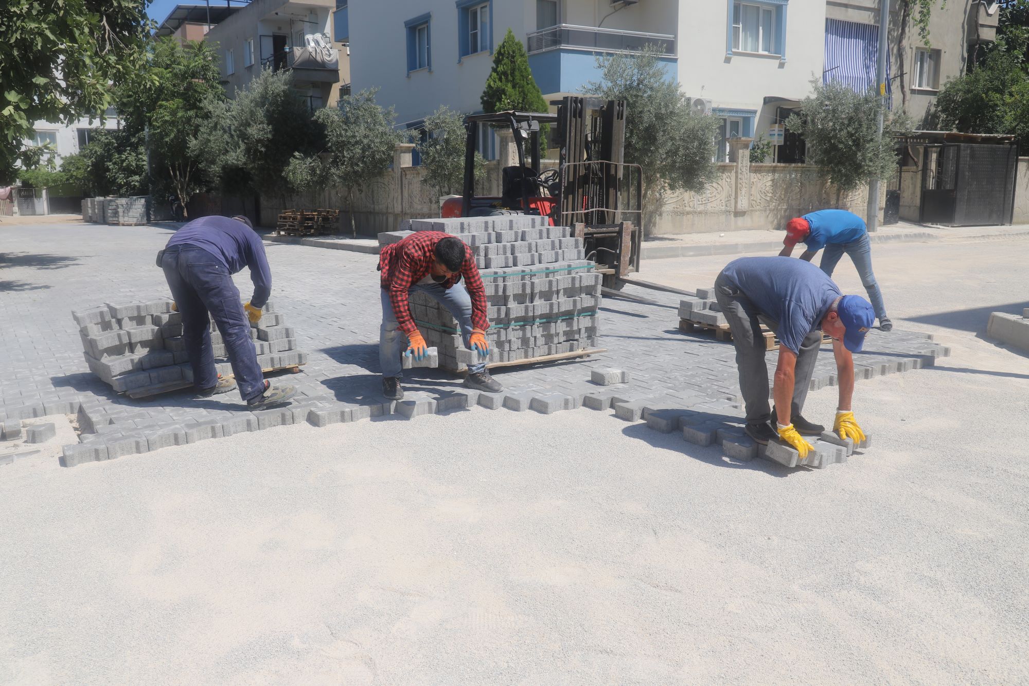 Sokak Sokak Yenileniyor: Turgutlu’da Yol Çalışmaları Devam Ediyor