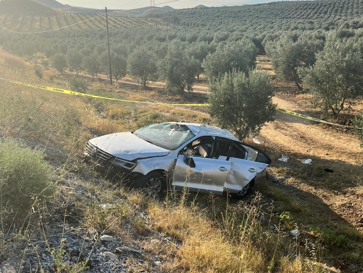 Salihli’de Feci Kaza: Baba hayatını kaybetti, ailesi yaralandı!