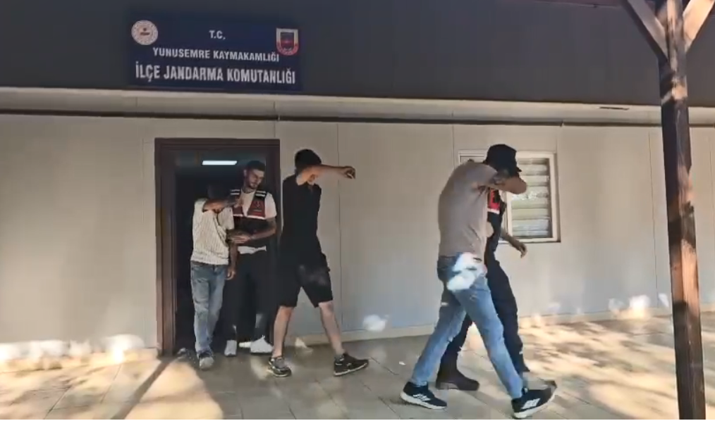 Manisa'da uyuşturucu operasyonu: 2 Tutuklama, 22 Gözaltı