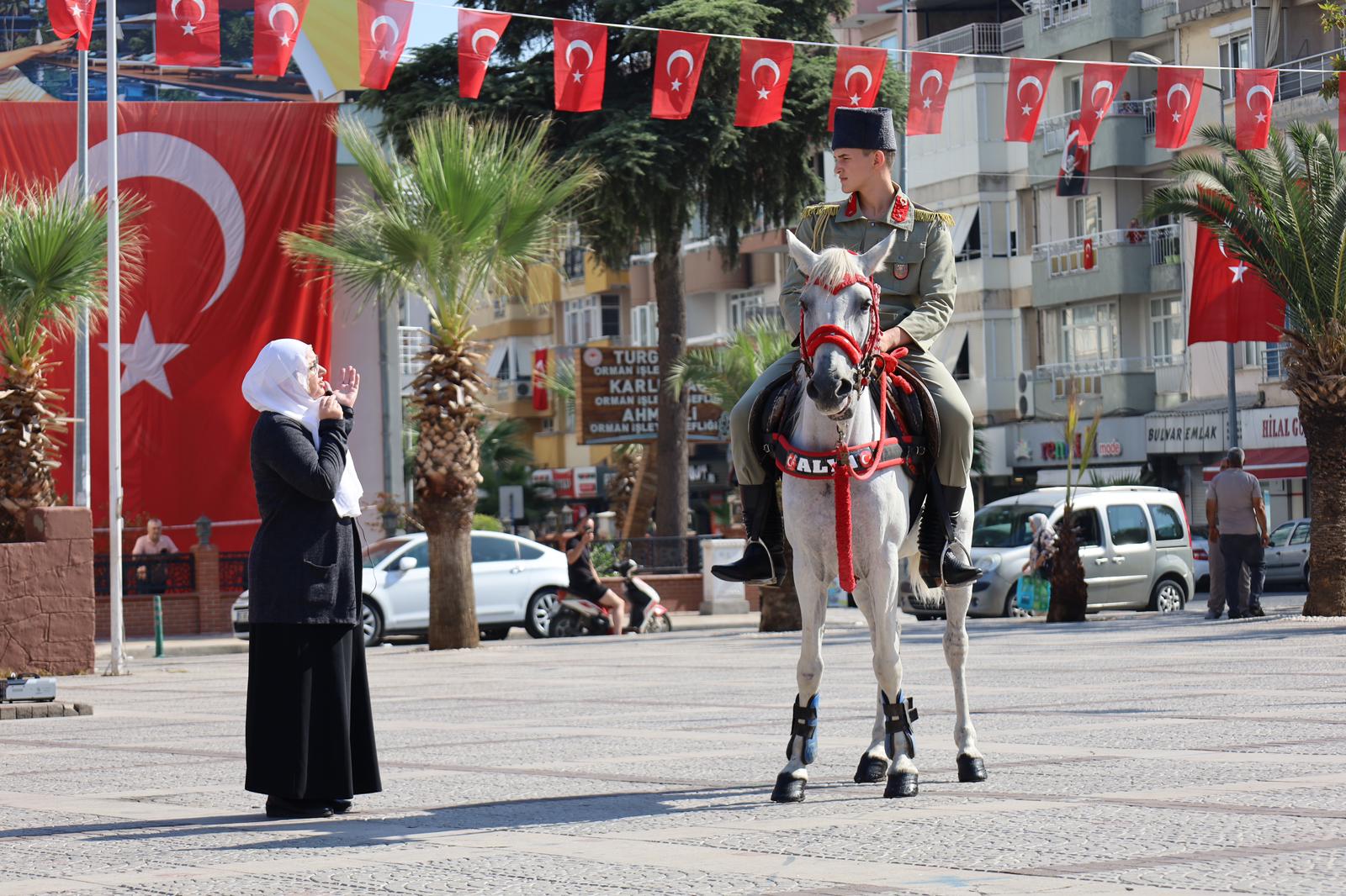 Turgutlu’da 30 Ağustos Zafer Bayramı’nın 103. Yıldönümü Coşkuyla Kutlandı
