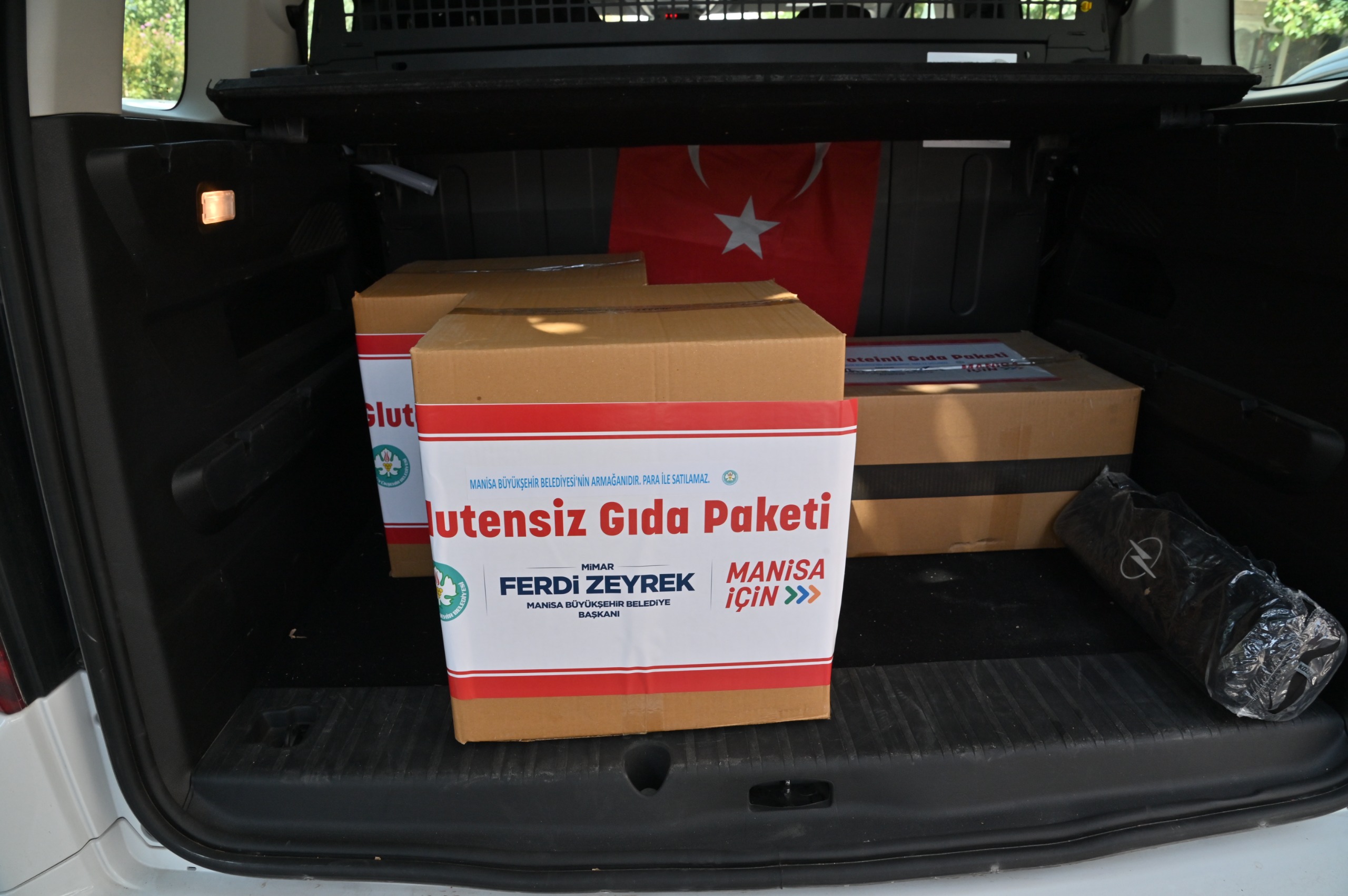 Manisa Büyükşehir'den Glutensiz ve Düşük Proteinli Gıda Paketleri