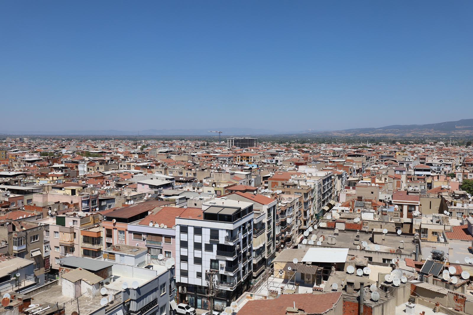Turgutlu yeşile hasret kaldı!