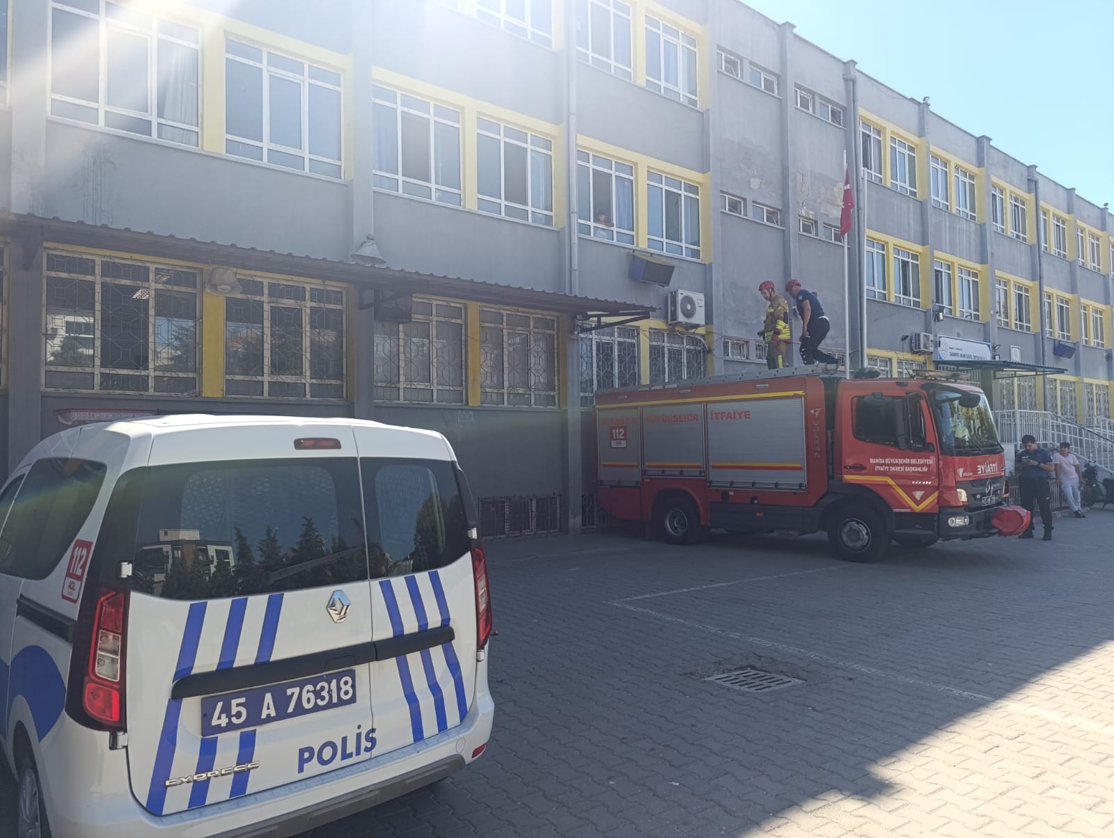 Turgutlu’da ortaokulda ilginç olay!
