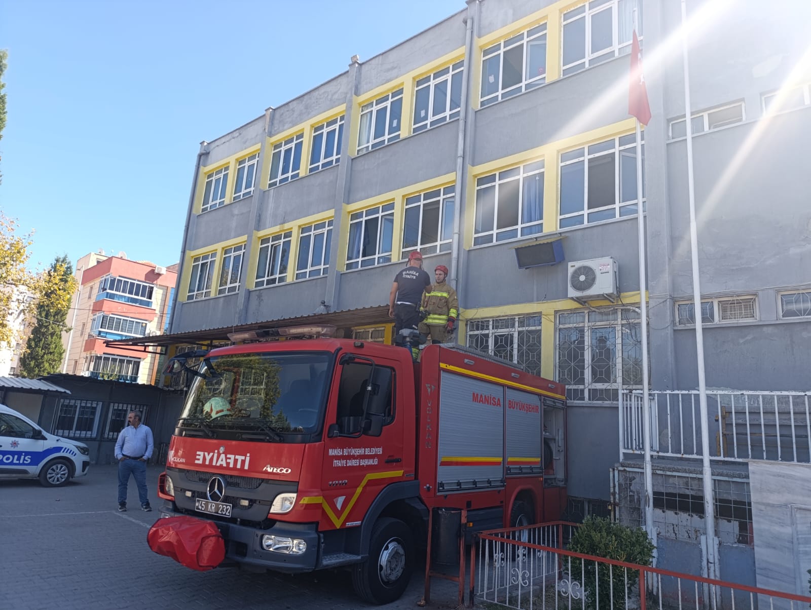 Turgutlu’da ortaokulda ilginç olay!