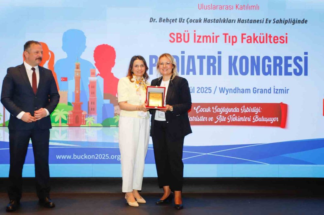 SBÜ İzmir Tıp Fakültesi Pediatri Kongresi tamamlandı