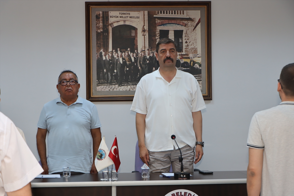 Kula Belediye Başkanı Dönmez'den CHP'li belediye meclis üyelerine tepki