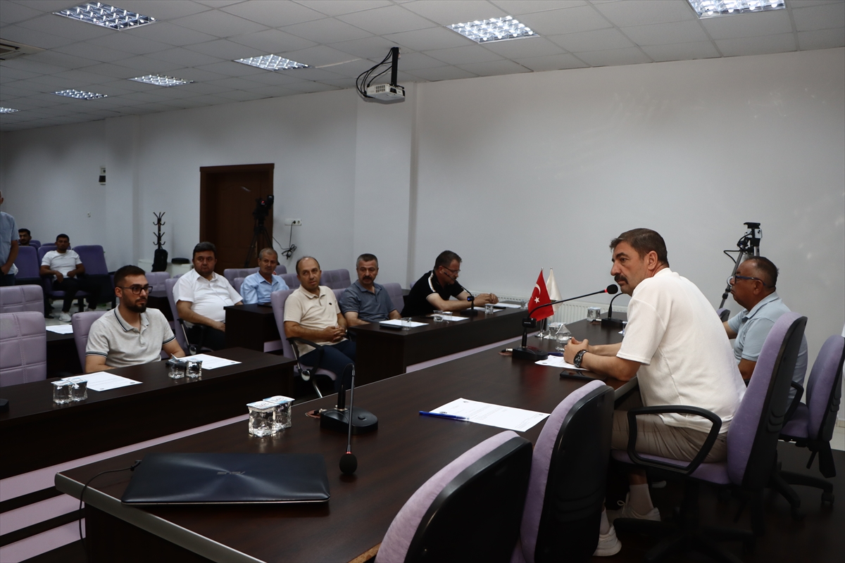 Kula Belediye Başkanı Dönmez'den CHP'li belediye meclis üyelerine tepki