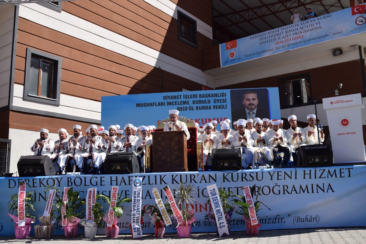 Turgutlu'da 60 öğrenciye hafızlık belgeleri verildi