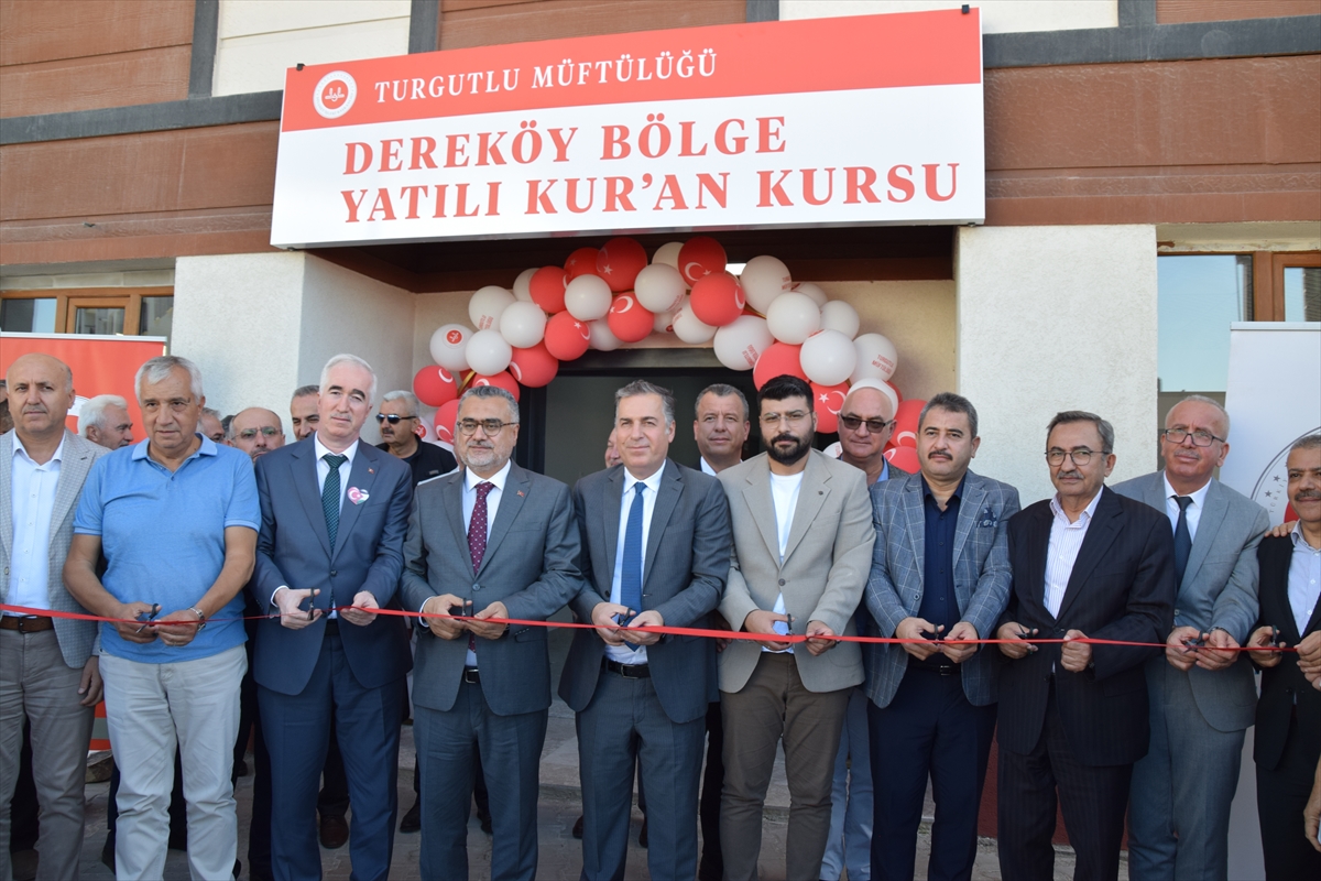 Turgutlu'da 60 öğrenciye hafızlık belgeleri verildi